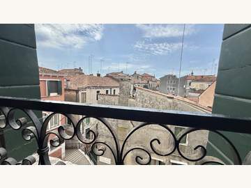 Dachgeschosswohnung in Wien