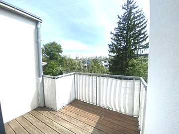 Dachgeschosswohnung in Wien,  Hietzing