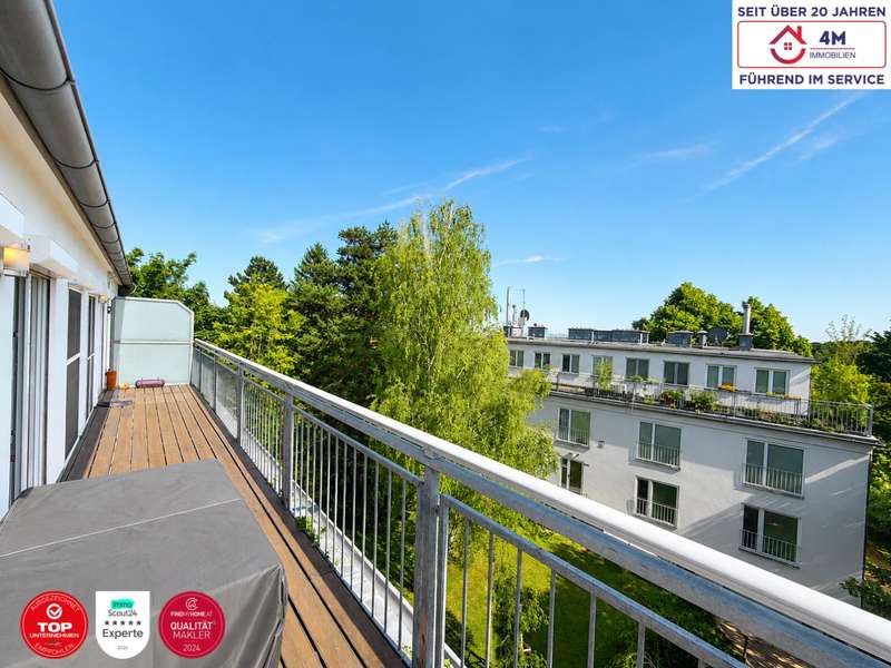 Dachgeschosswohnung in Wien