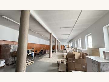 Halle in Wien Bild 02