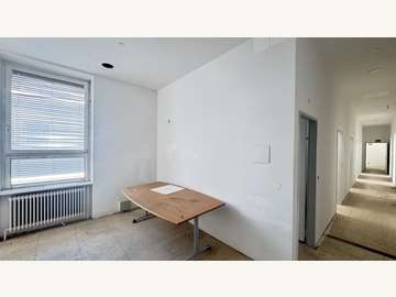 Halle in Wien Bild 02