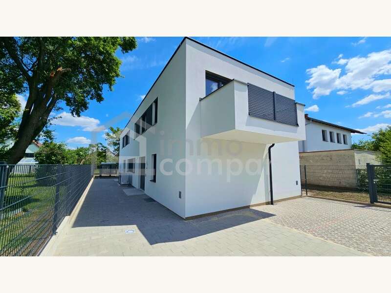 Doppelhaushälfte in Felixdorf