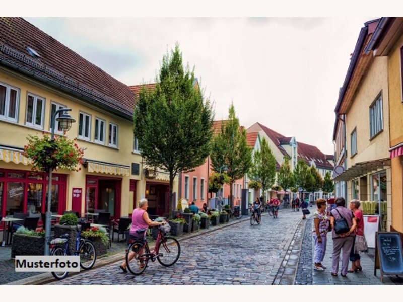 Wohn und Geschäftshaus in Untersiebenbrunn