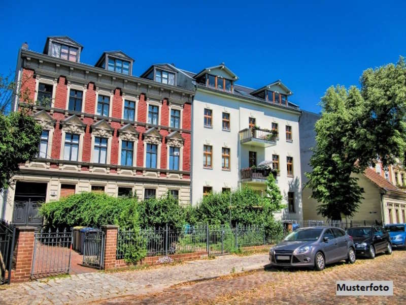 Mehrfamilienhaus in Wiesen