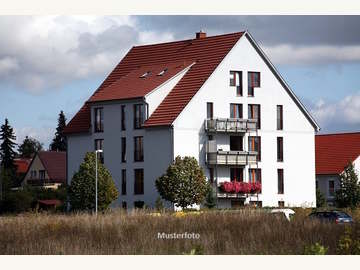 Mehrfamilienhaus in Medraz