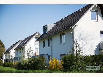 Mehrfamilienhaus in Königsbrunn