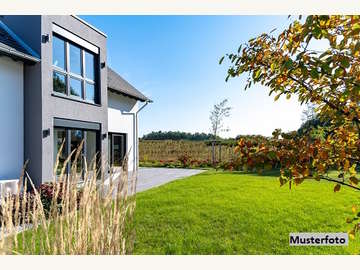 Doppelhaushälfte in Neubau