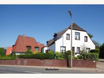 Zweifamilienhaus in Hackerberg