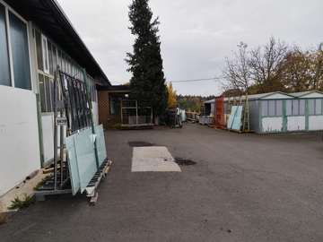 Produktionshalle in Großpetersdorf Bild 04