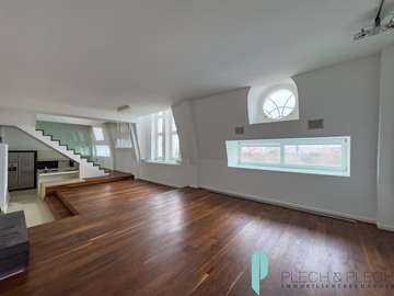 Dachgeschosswohnung in Wien