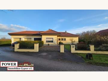 Bungalow in Lochen am See