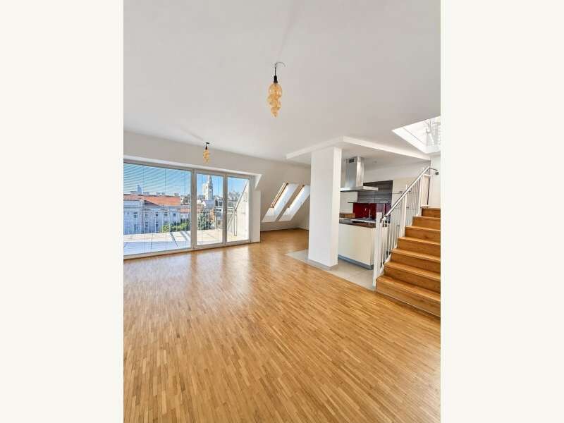 Dachgeschosswohnung in Wien