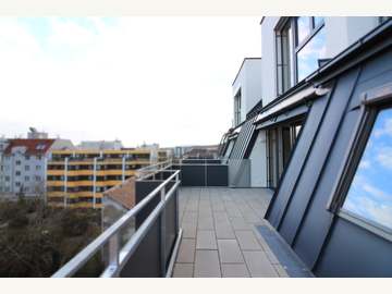 Dachgeschosswohnung in Wien