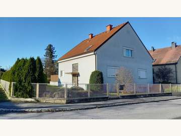 Mehrfamilienhaus in Petronell-Carnuntum