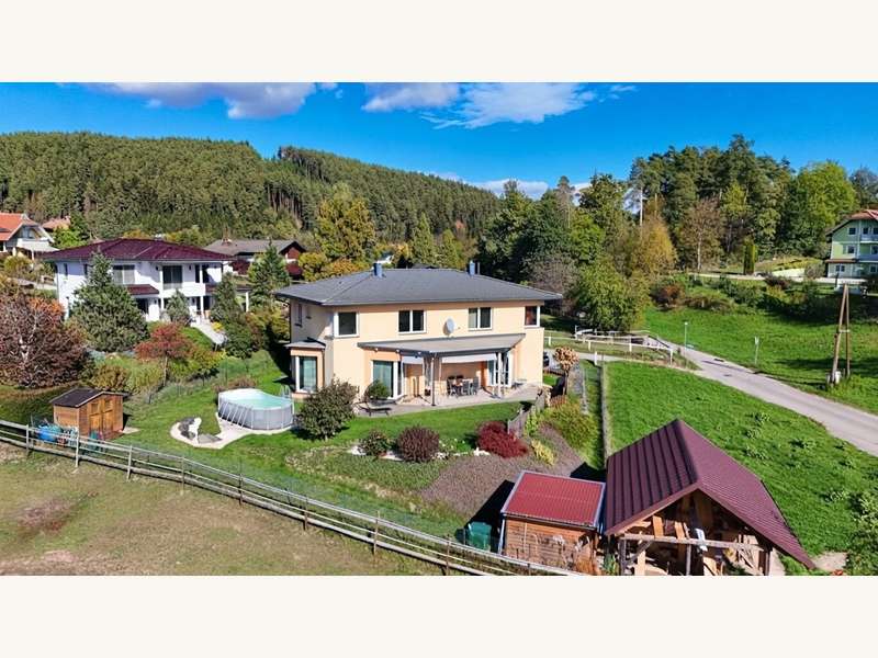 Zweifamilienhaus in Leibsdorf